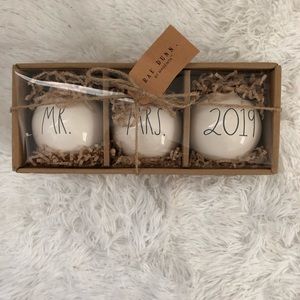 Rae Dunn Mr&Mrs 2019 ornaments